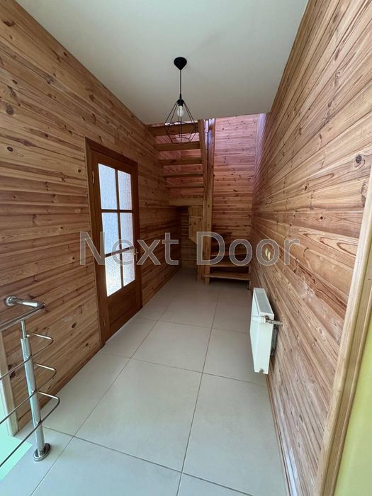 Здам будинок з садом у Лютежі, Лесі Українки 20