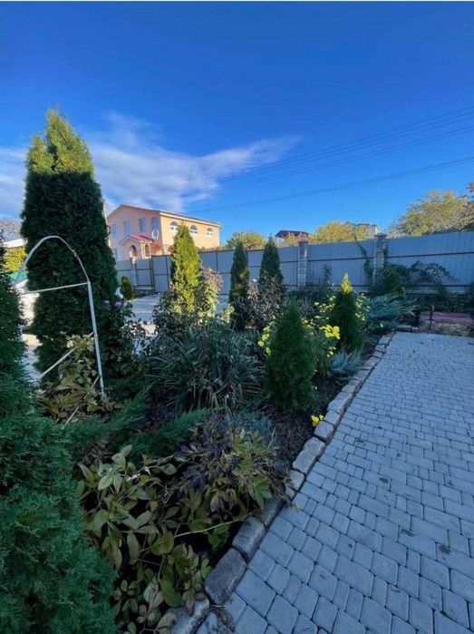 Продам дом с евроремонтом в Нерубайском!