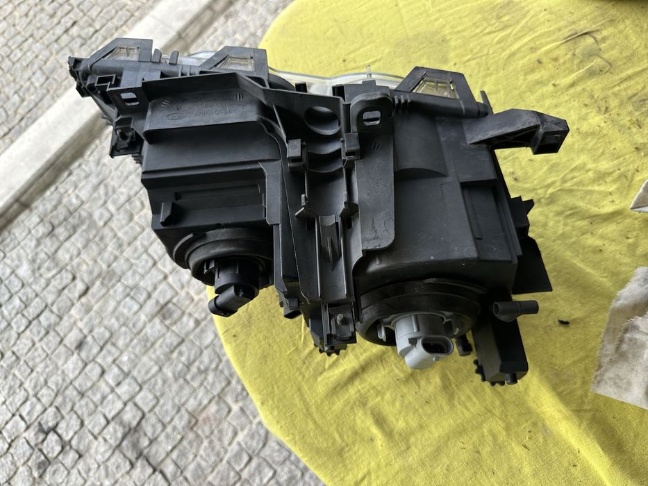 Otica esquerda bmw 320