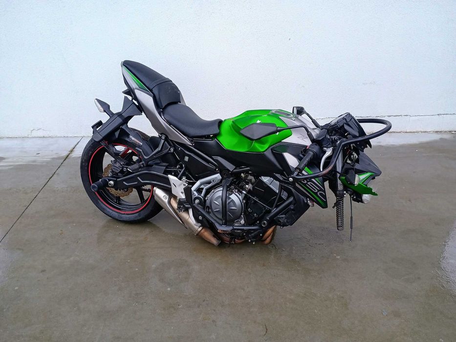 Kawasaki Z 650, 19r ABS całość lub części