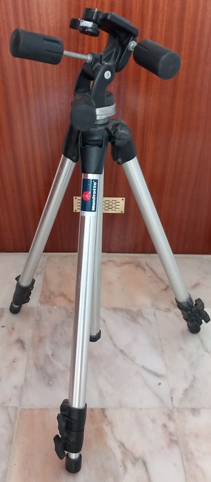 Tripé Manfrotto 141RC