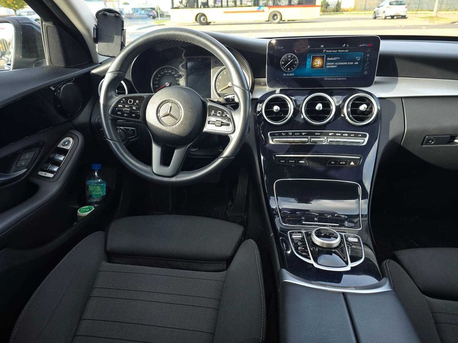Mercedes-Benz Klasa C 180 9G-TRONIC