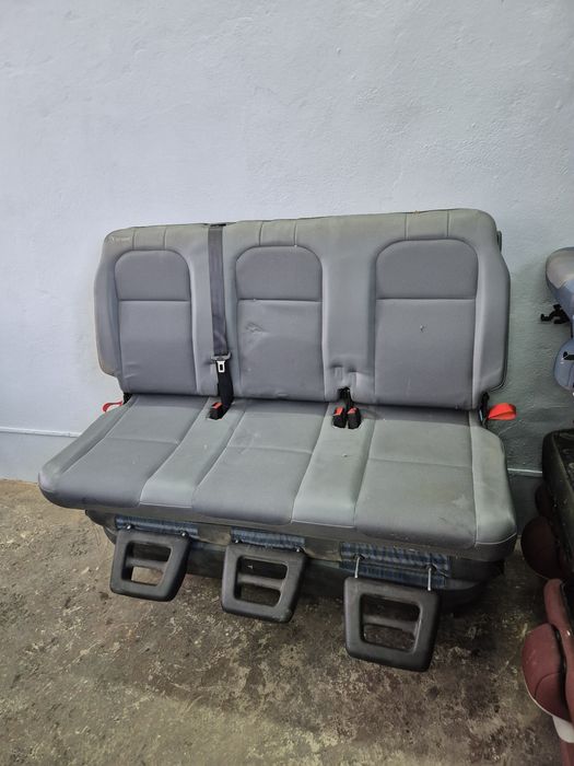 Сидіння задні Citroen Berlingo,Peugeot Partner від 2008 року.