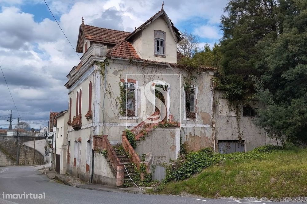 Moradia T5 Venda em Ovoa e Vimieiro,Santa Comba Dão