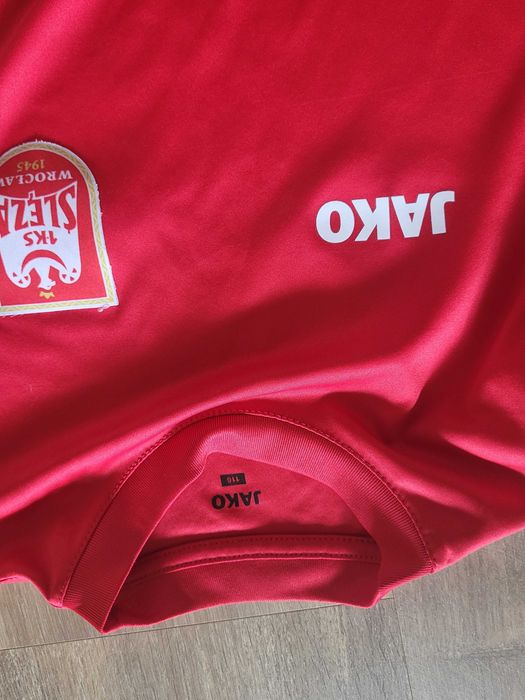 Strój sportowy ślęży. Dla dzieci. Piłka nożna.