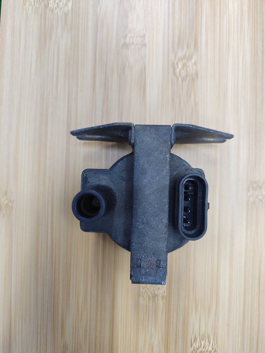 Bobine de Ignição Automóvel – Ref. 689C0196