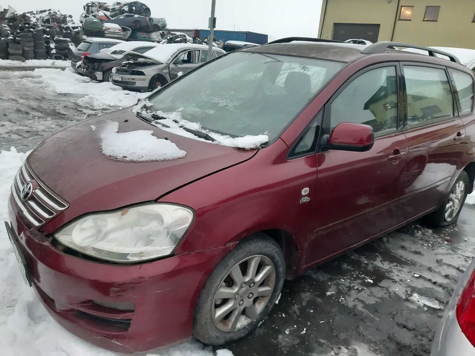 TOYOTA AVENSIS VERSO 3Q3 drzwi maska klapa błotnik lampa zderzak częśc