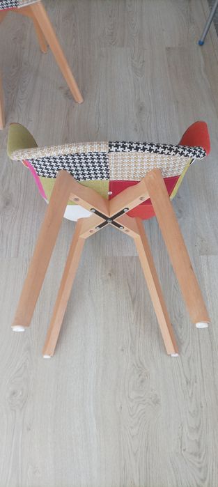 Cadeira com apoio de braço