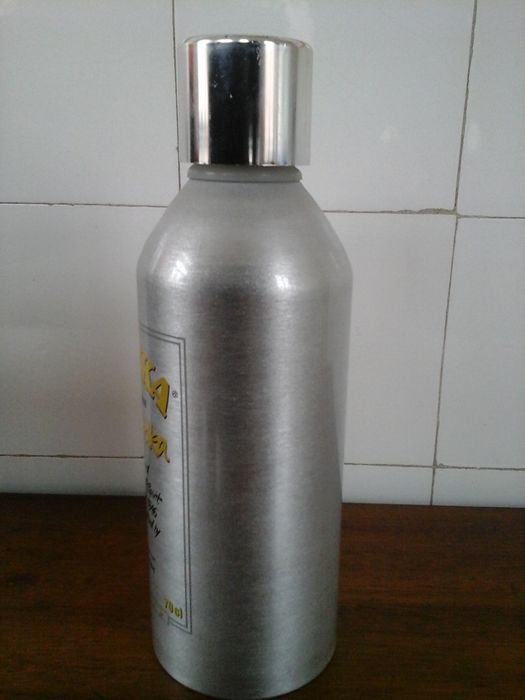 Garrafa de Vodka Citron DANZKA em alumínio, vazia