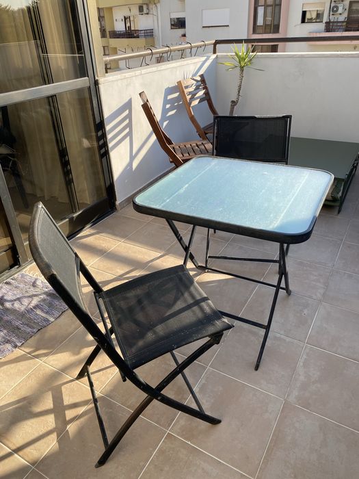 Mesa Exterior Vidro com cadeiras