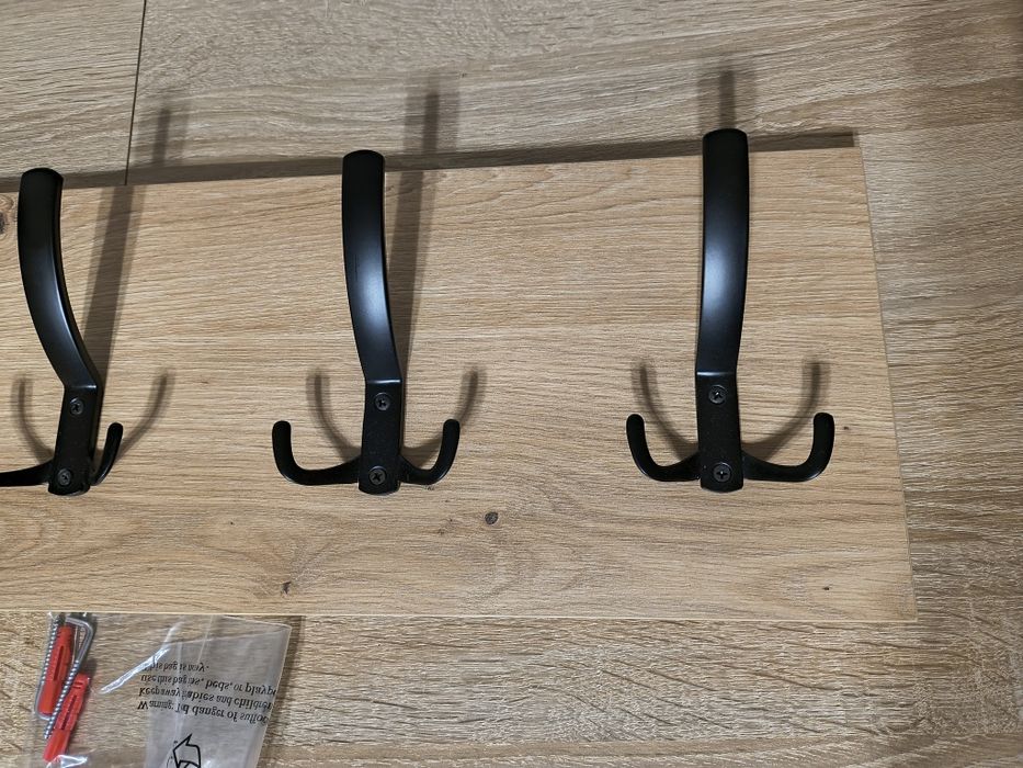 Wieszak ścienny 70cm