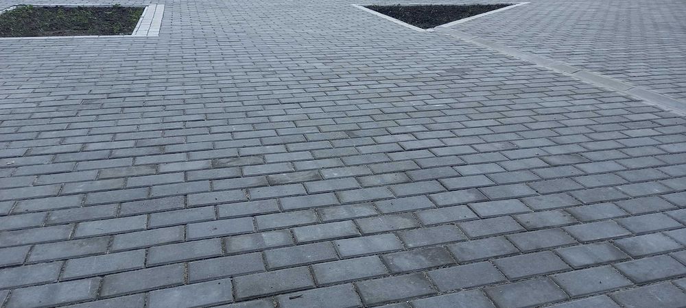 Укладка тротуарной плитки, брусчатки. Дворы, дорожки, заезды, тротуары