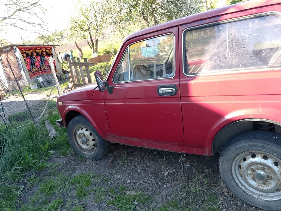 Авто нива 2121 ваз