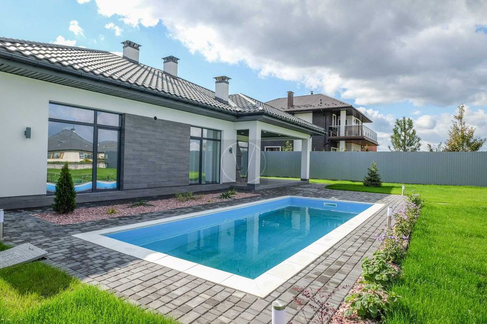 Продаю будинок 182 кв.м. з ремонтом та виходом на озеро, КМ Міжріччя