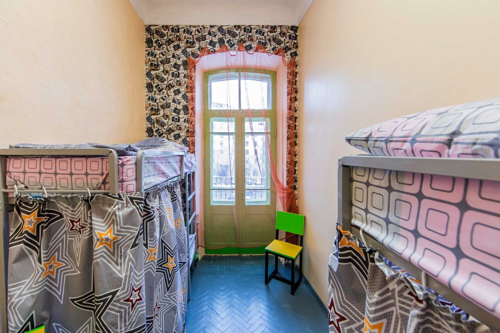 Хостел! Світло та опалення є!  Доба 250 грн, 10 хвилин м.Вокзальна!