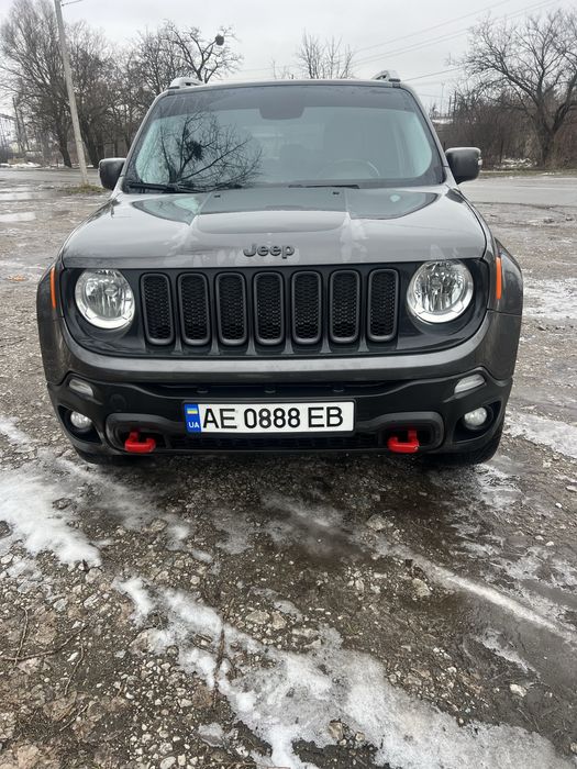 Продам jeep Renegade TrailHawk .Полная комплектация ,,два люка.
