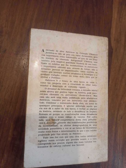 Livro   Satiricon
