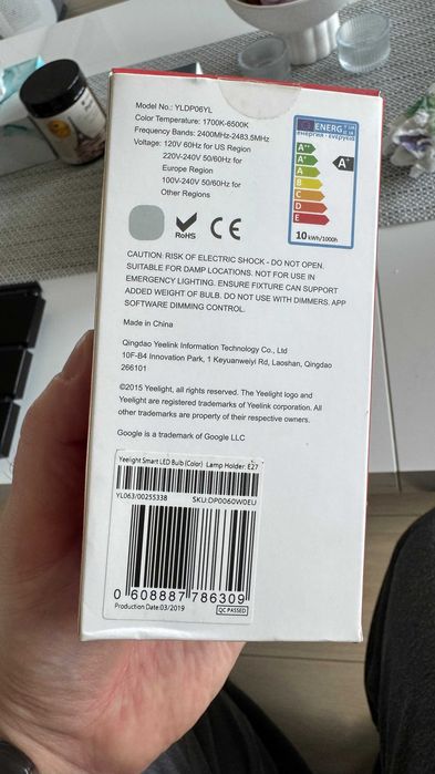 Yeelight smart led bulp color