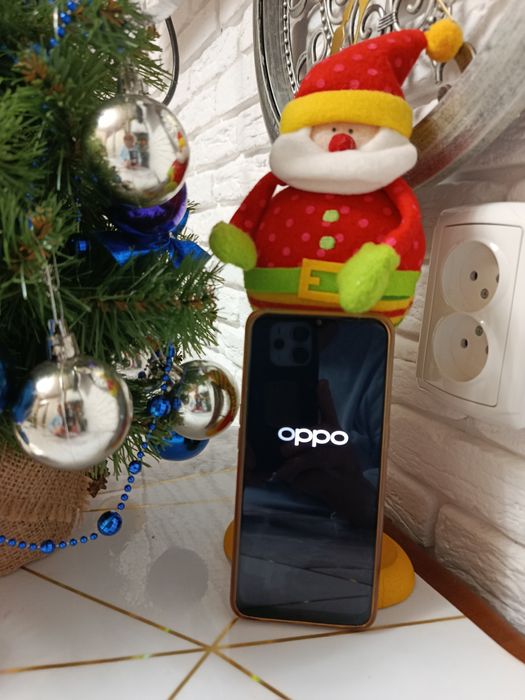 Продам телефон.1500грн.