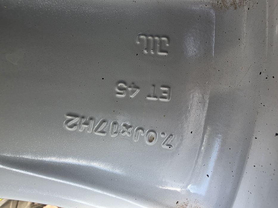 Oryginalne felgi aluminiowe SKODA YETI 17" 5x112 ET 45 Octavia Scout