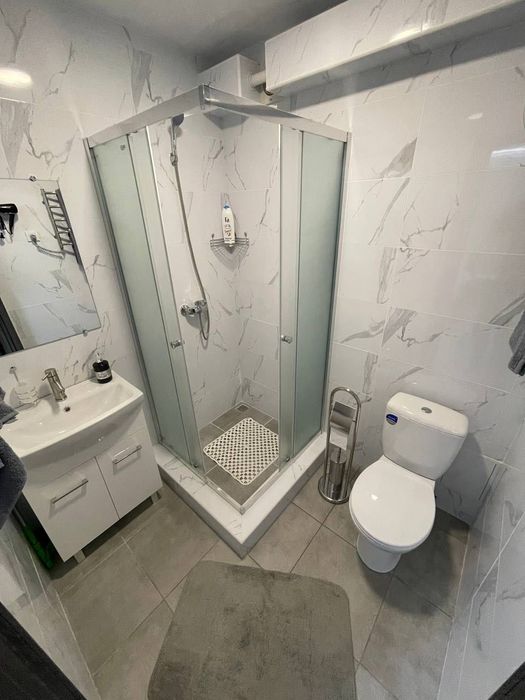 ApartCenter. Квартира посуточно - почасово. VIP. Центр. 97 квартал.