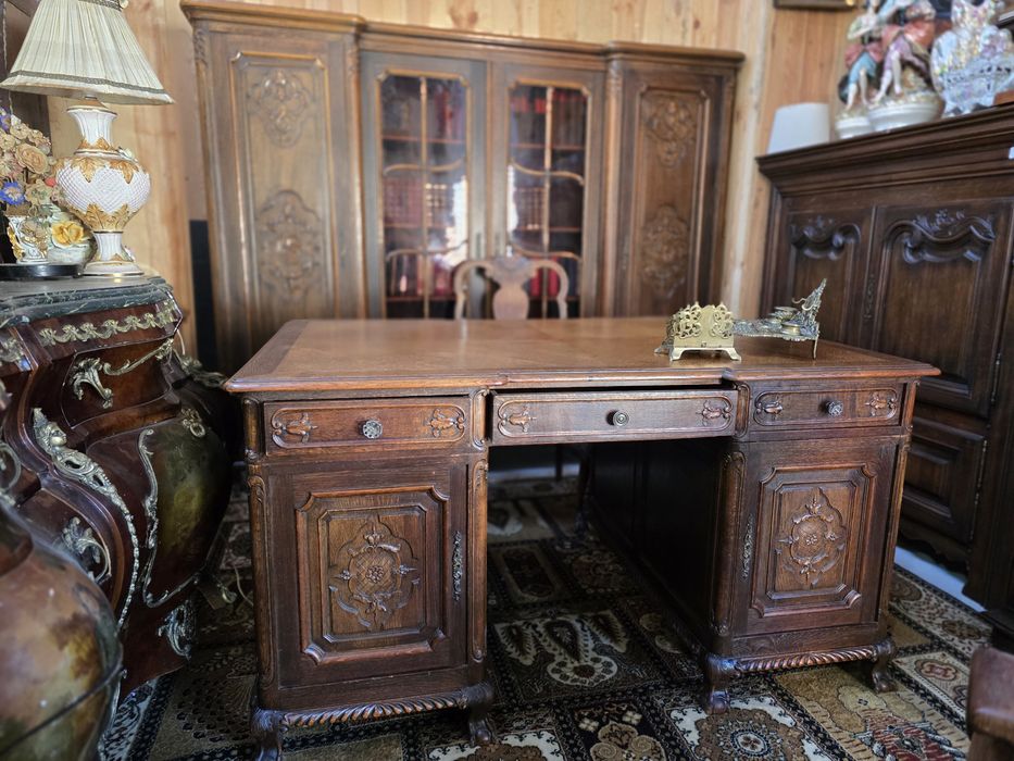 Zestaw biurowy biurko biblioteczka fotel chippendaile #1627 Węgrów