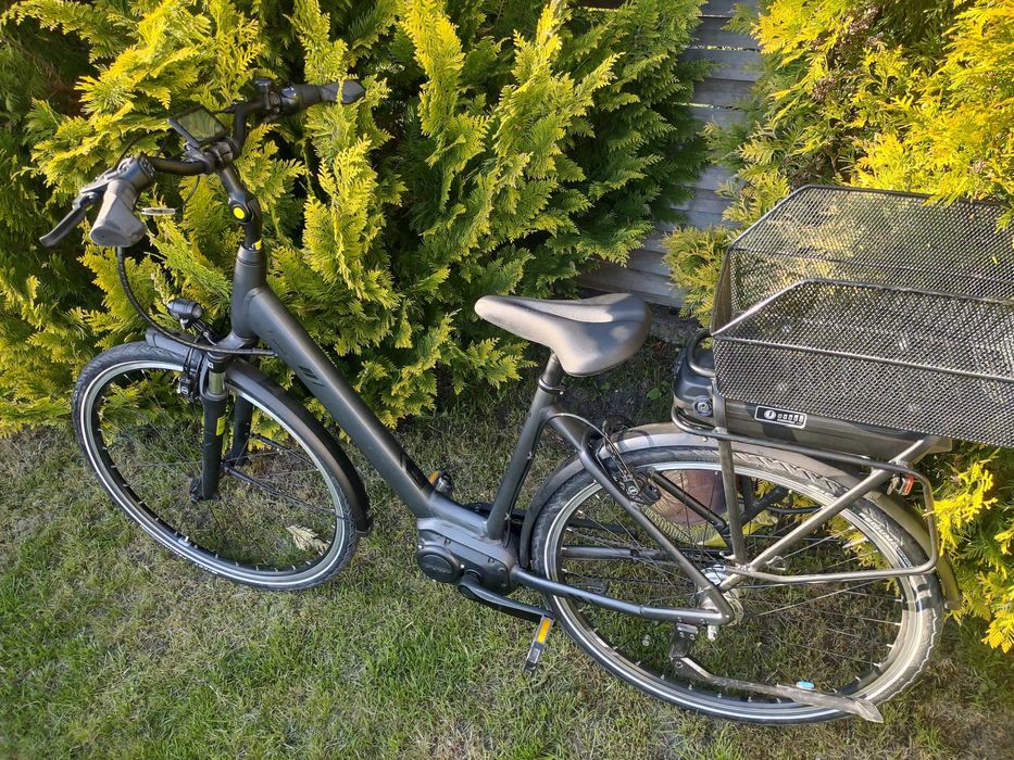 Rower Giant Entour E+1 LDS Yamaha 28 koła LED