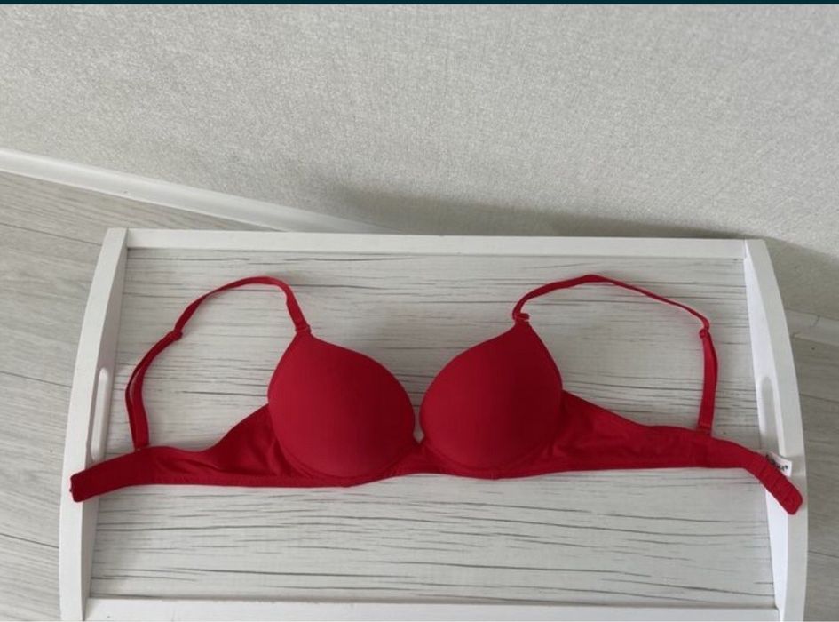 Бюстгальтер Acousma червоного кольору