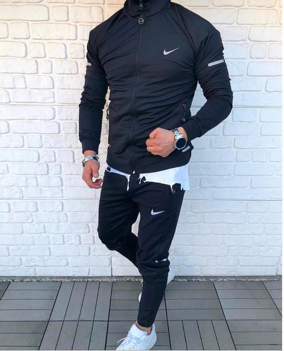 Спортивный костюм nike мужской черный с лампасами