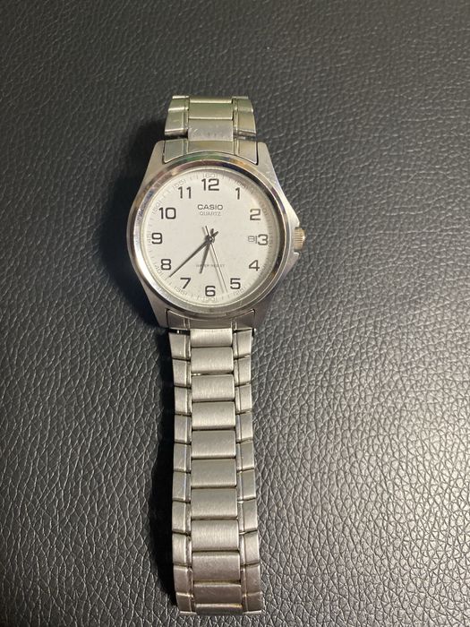 Продам чоловічий годинник  Casio оригінал