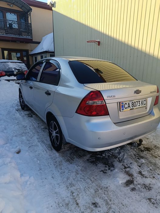 Шевроле авео 2008рік . Газ бензин.