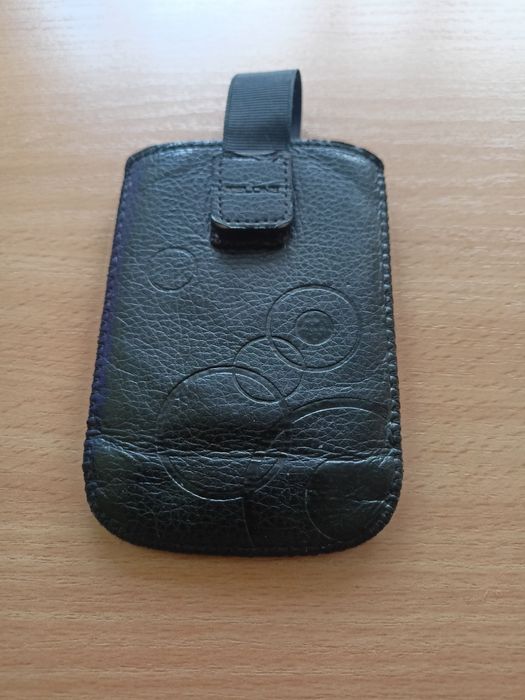 Pokrowiec skórzany , etui.