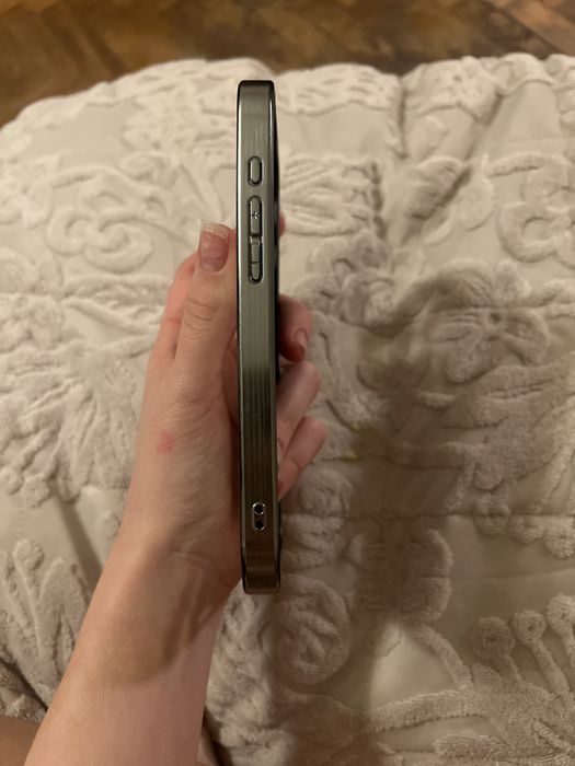 sprzedam Etui do 16 pro max