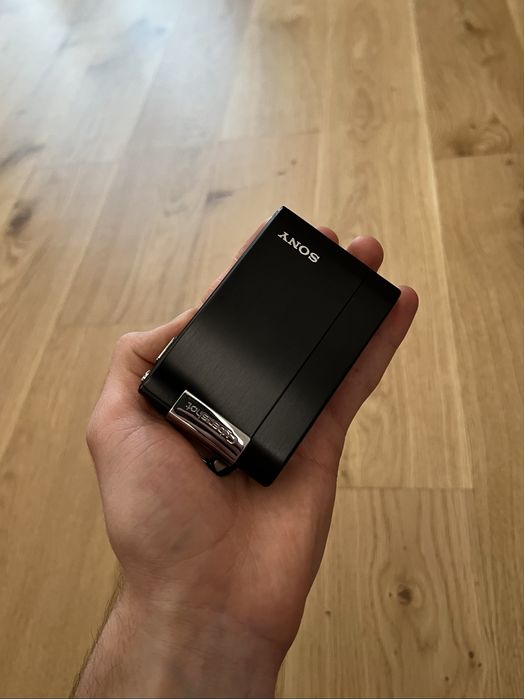 Крутий японский слайдер Sony T-200