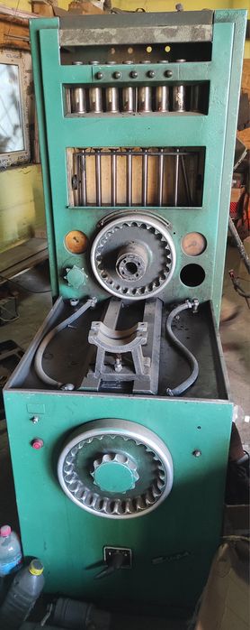 Стенд для регулювання дтзельнлї паливної апаратури