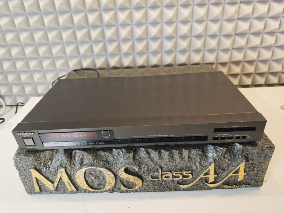 Tuner radiowy Technics ST 600 L