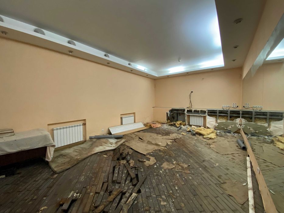 Продаж приміщення 67м2, Панаса Мирного 15, фасадний вхід, Печерськ, метро Кловська та Печерська, Київ Печерський район