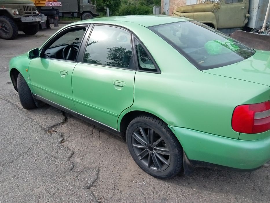 Продам Ауді а4б5
