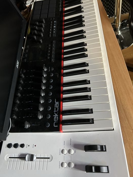 Nektar controlado teclado panorama p4 de estudio incrivel como novo!