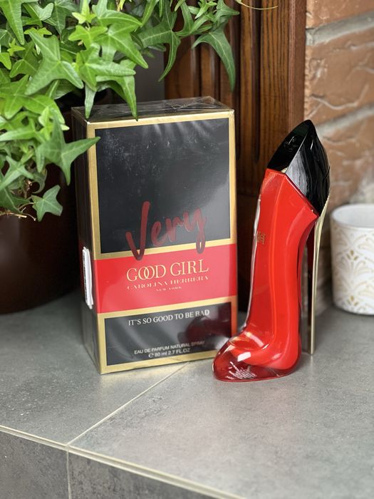 carolina herrera very good girl - купити товари моди та стилю