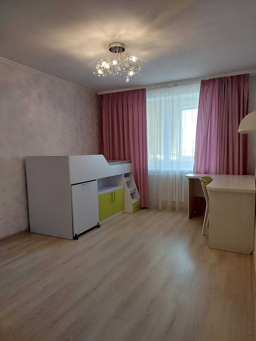 2 кімн. квартира на Вільямса