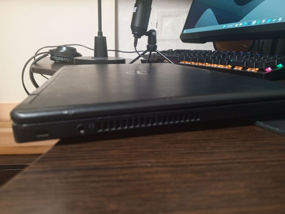 СРОЧНО! Продам ноутбук DELL E5450