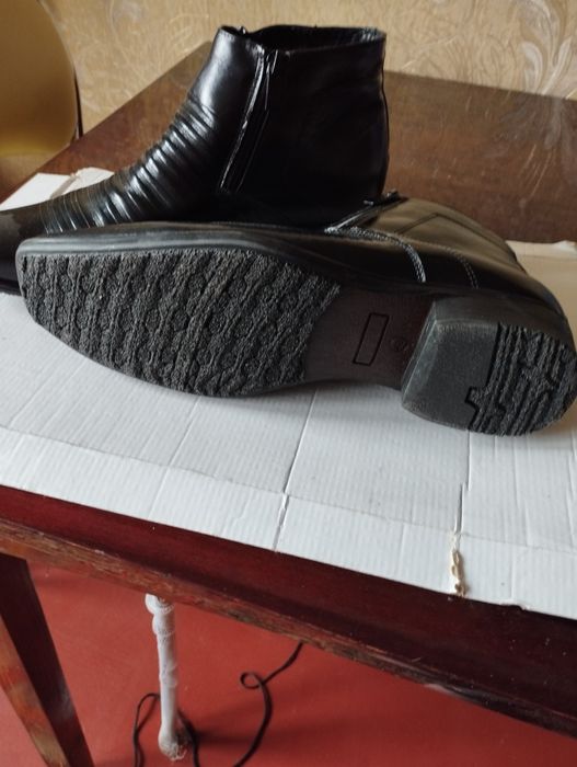 Мужские туфли  кожаные