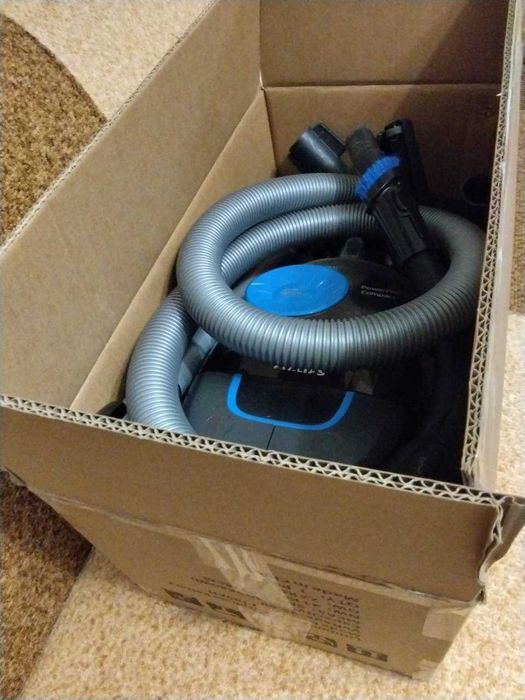 Продам пилосос Philips