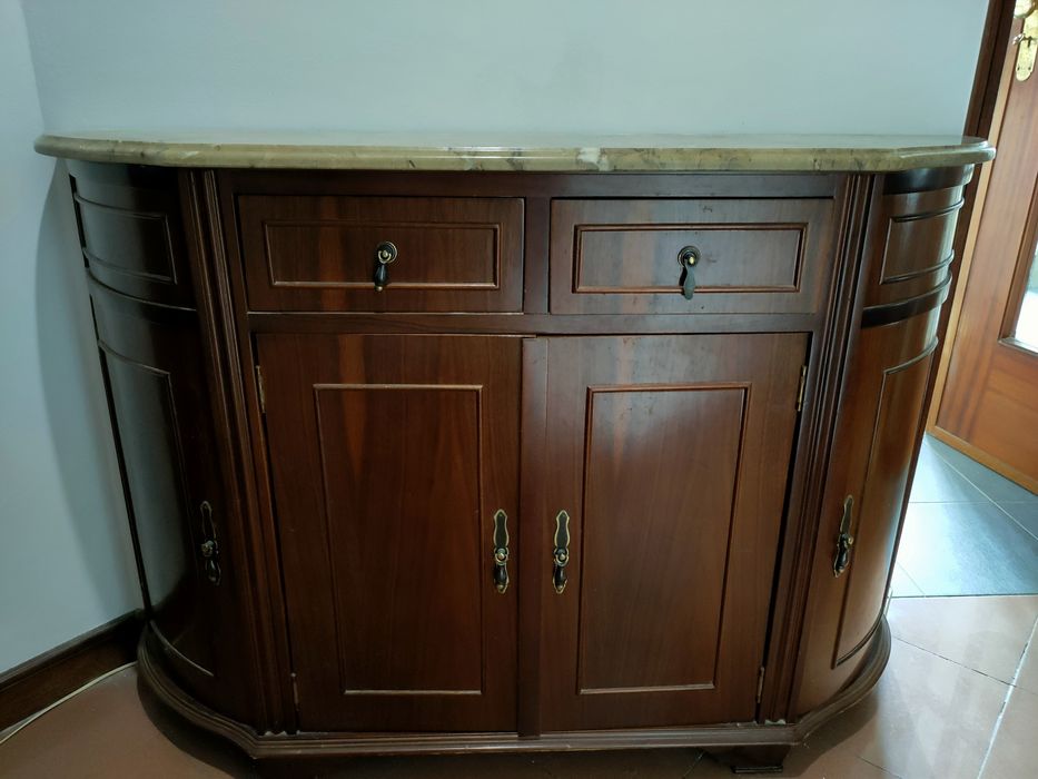 Sapateira/móvel de entrada em madeira com Marmore