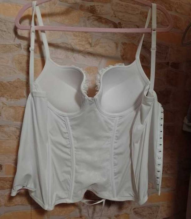 (80D) (36D) Triumph/Biały, ślubny gorset modelujący, jak NOWY