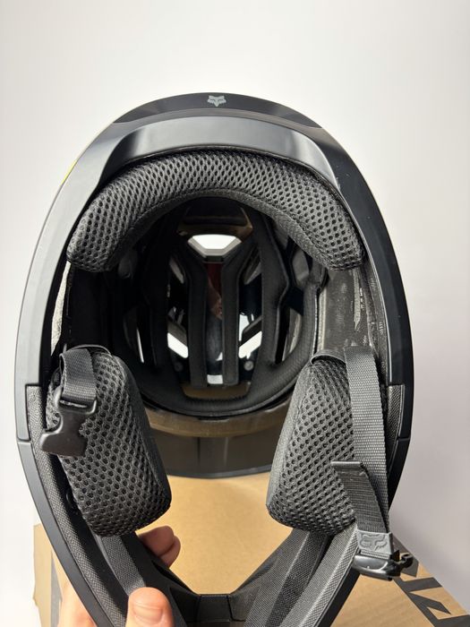 FOX Proframe Nace MIPS rozmiar L Bez wypadków