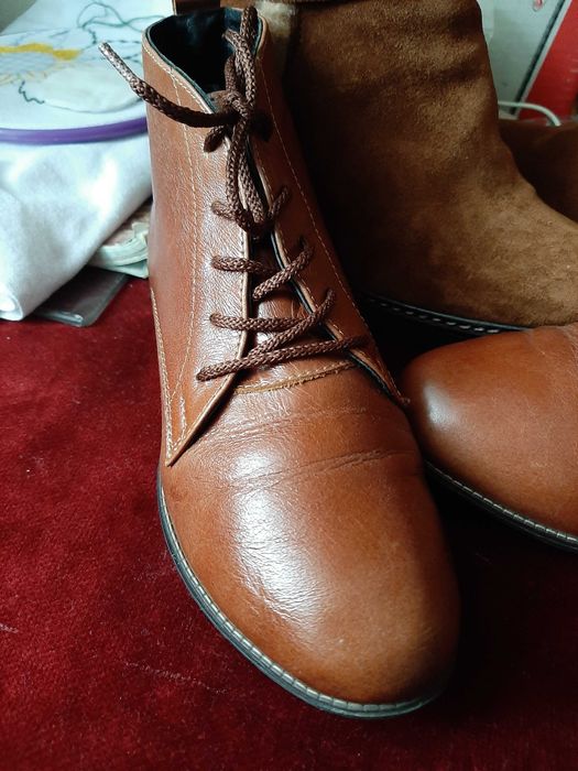 Женская осенняя и летняя обувь