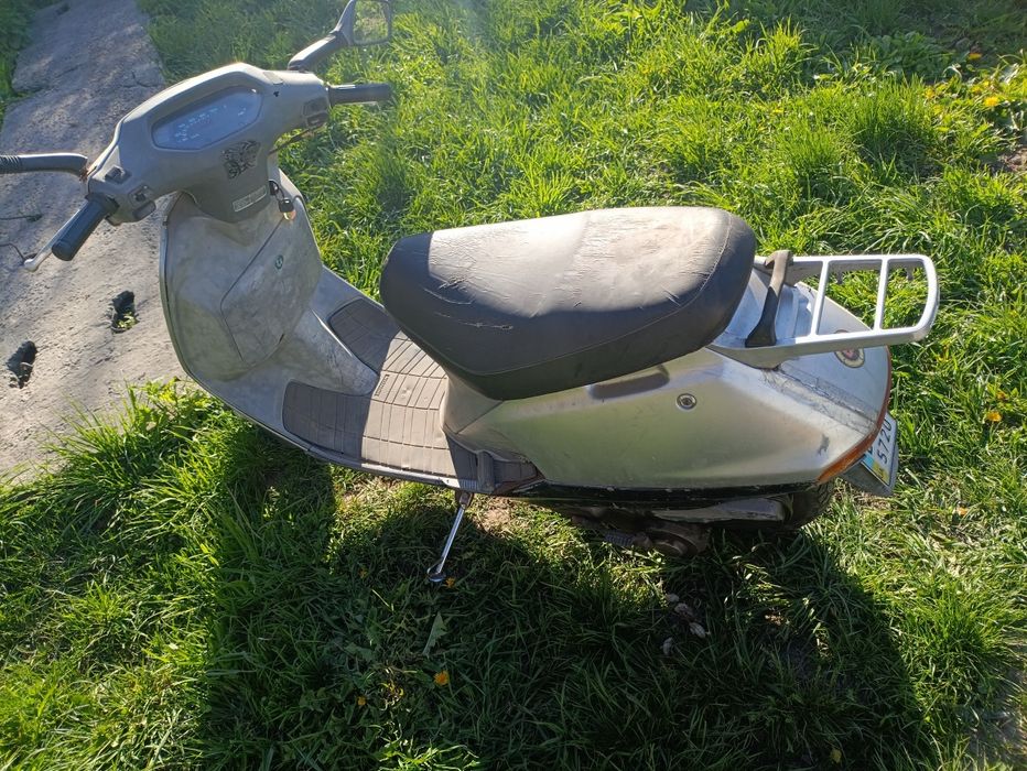 Продам Хонда леад 90кубів.