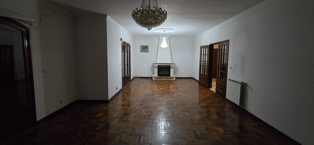 Lote 200m2 Taco de Madeira Maciça (Sucupira/Jatobá)